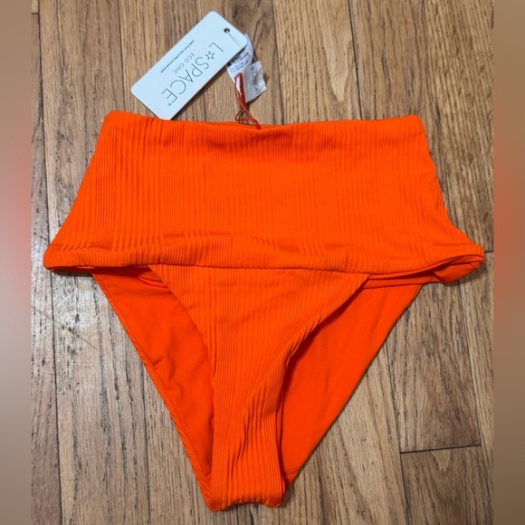 L*Space Desi Bikini Bottom in Poppy - Picture 3 of 5